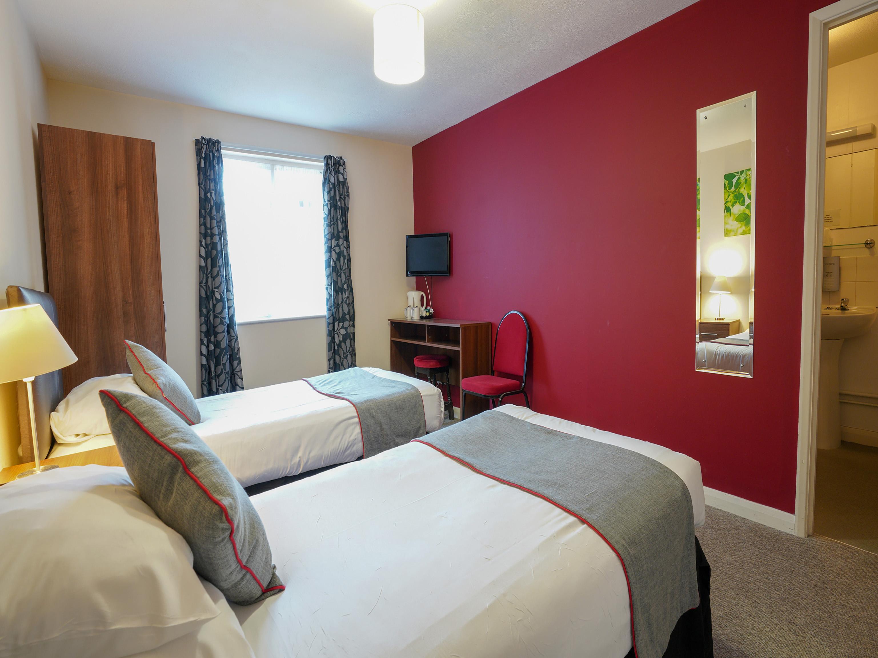 Oyo Shanklin Beach Hotel Ngoại thất bức ảnh